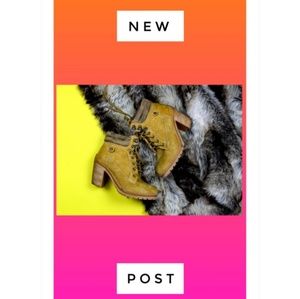 ****Bundle 4/$25****Camo Trimmed Ankle Boots
